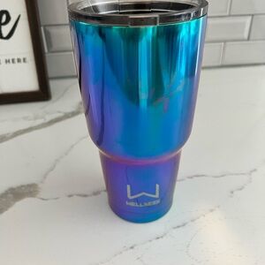 Iridescent Tumbler with Lid